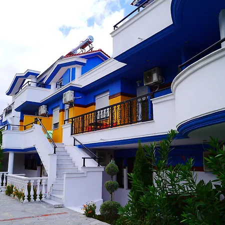 Blue Sea Апартхотел